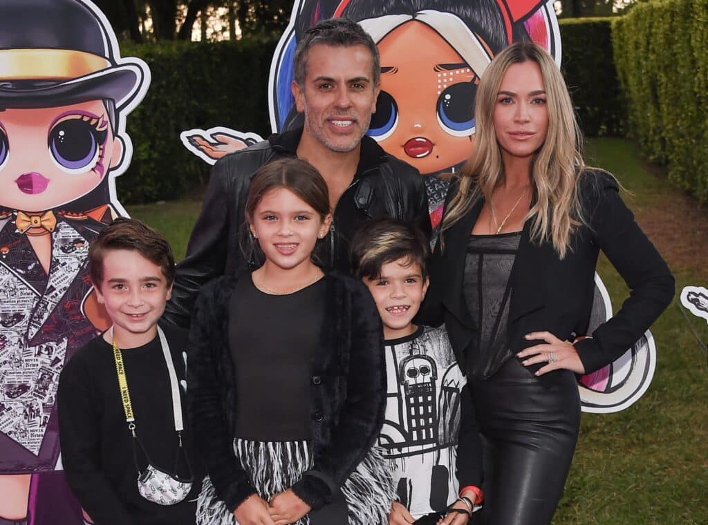 teddi mellencamp with edwin arroyave and three kids