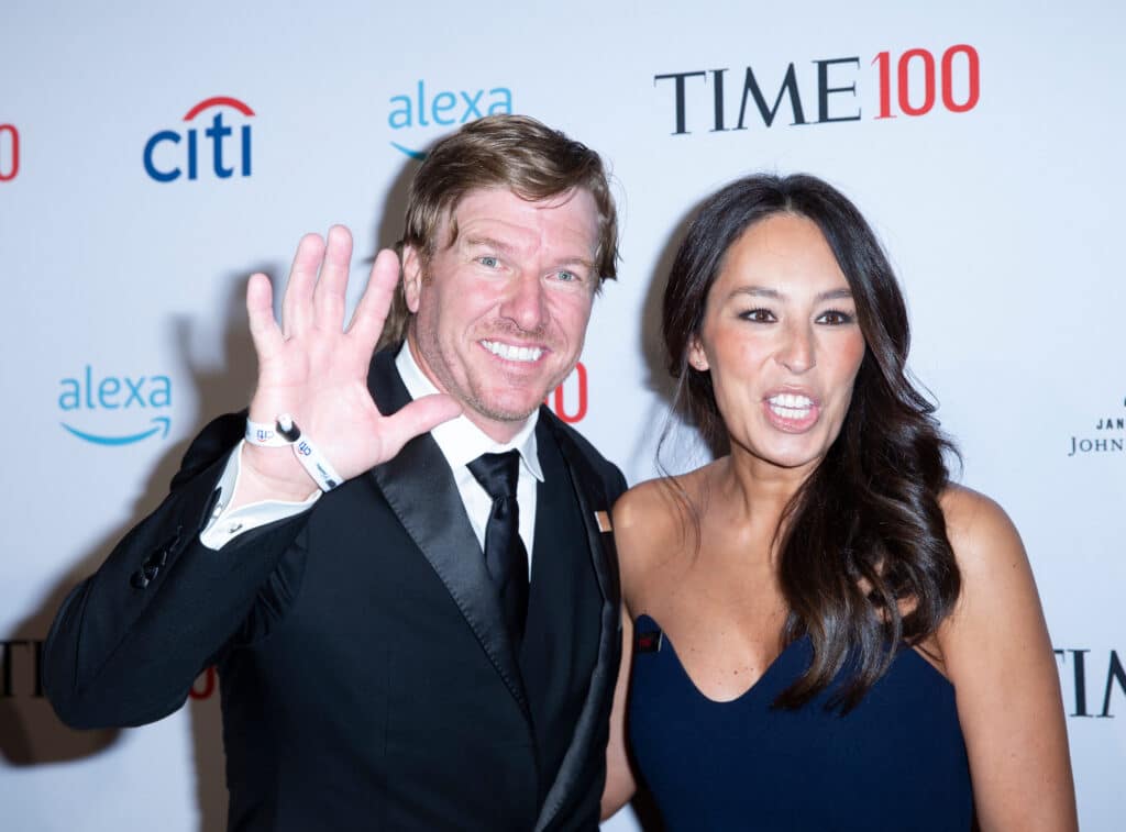 Chip Gaines says he had one rule for daughter on prom night, but she didn't listen | “What do you do with this 18-year-old human being that is now legally an adult?” Celebrity chip gaines with wife joanna gaines