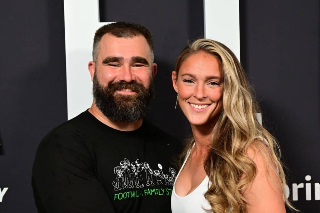 1668786719 Kylie Kelce hilariously shares the moment her 3-year-old daughter said her first grown up word