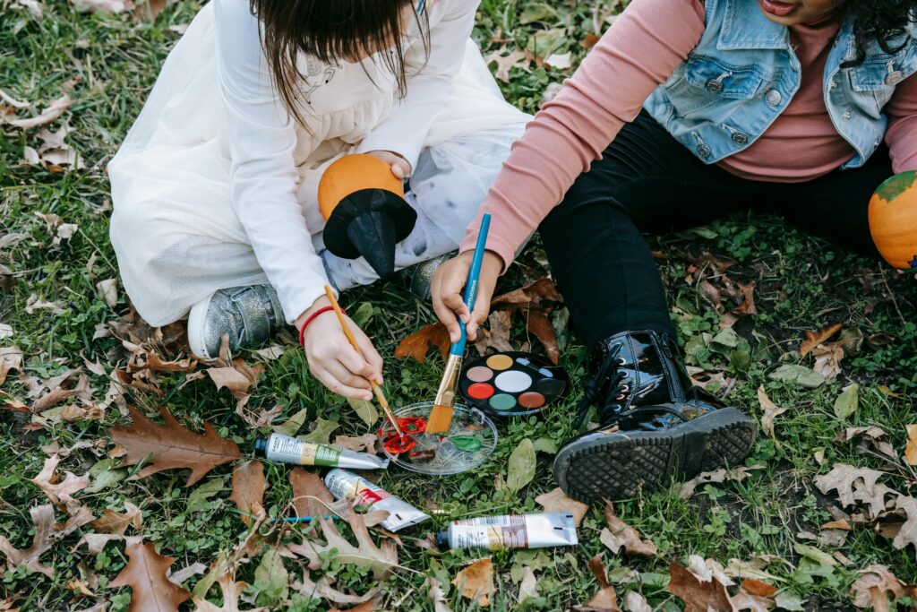 Fun Halloween activities the whole family can enjoy together this spooky season