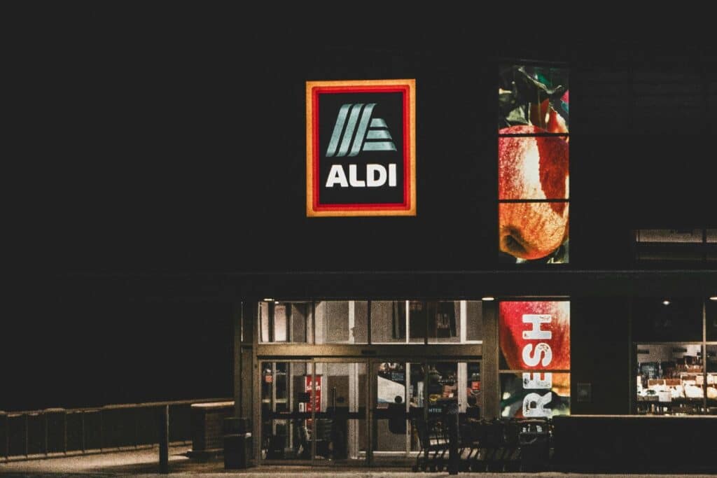 Where to score the best Thanksgiving dinner deals this year without breaking the bank