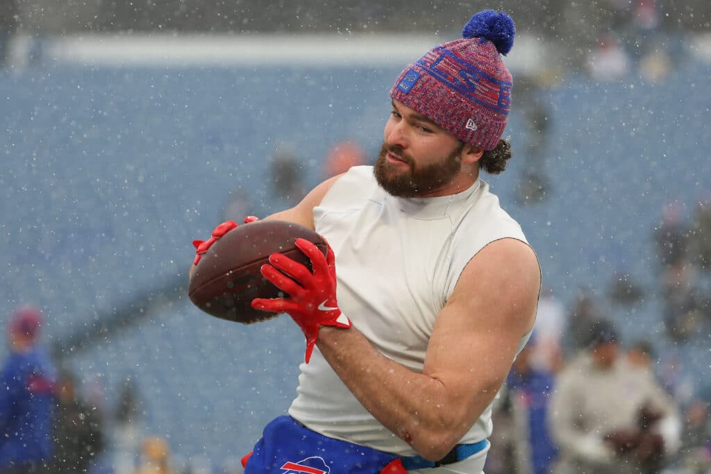 Buffalo Bills’ player breaks franchise record five days after welcoming first baby girl 1 2250544315 buffalo bills player breaks franchise record five days after welcoming first baby girl