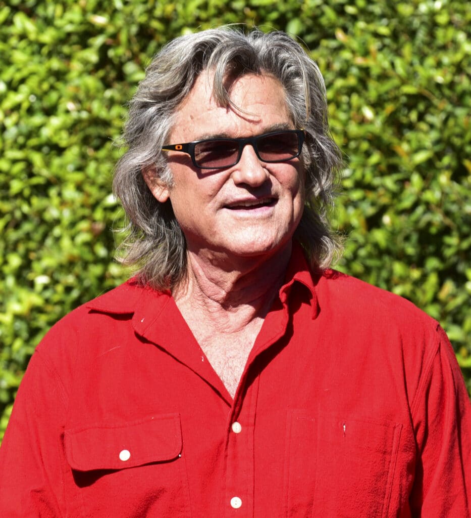 1069307572 the iconic and lesser known stars who brought santa claus to life on the big screen actors who played santa