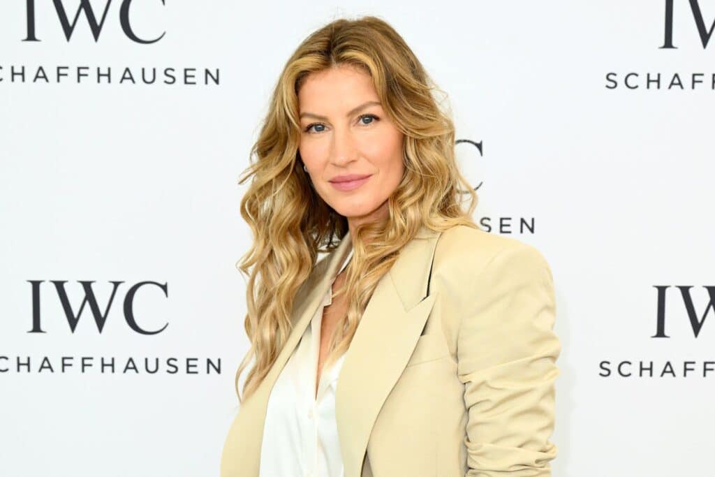 1840552310 gisele bundchen reflects on motherhood and sacred moments in new years post