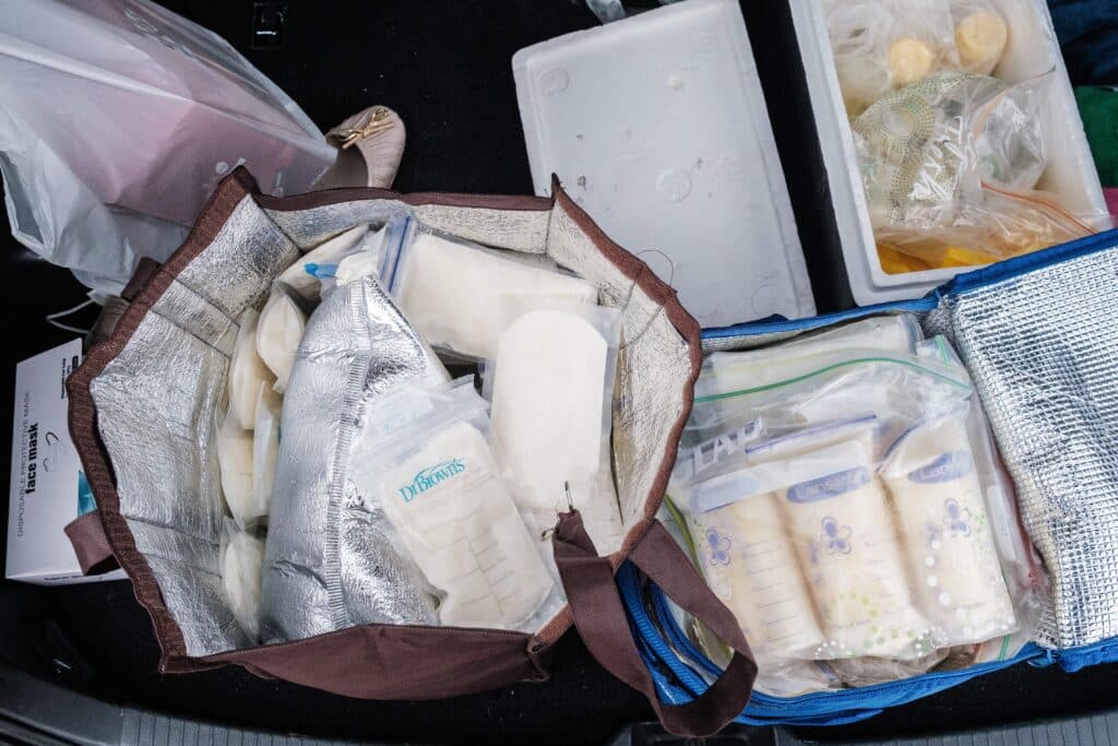 Mom Didn’t Know What to Do With Her Last Bag of Frozen Breast Milk — But Her Daughter Did 1 1211044459 frozen breast milk in freezer bags