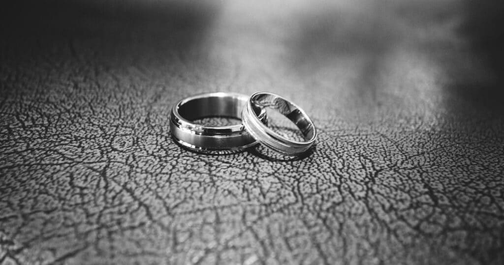 two wedding rings next to each other 2016 nostalgia positive news stories